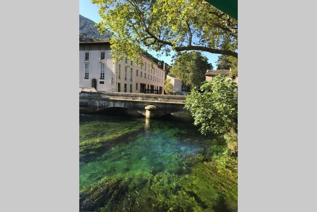 Villa La Mansio LʼIsle-sur-la-Sorgue Exterior foto